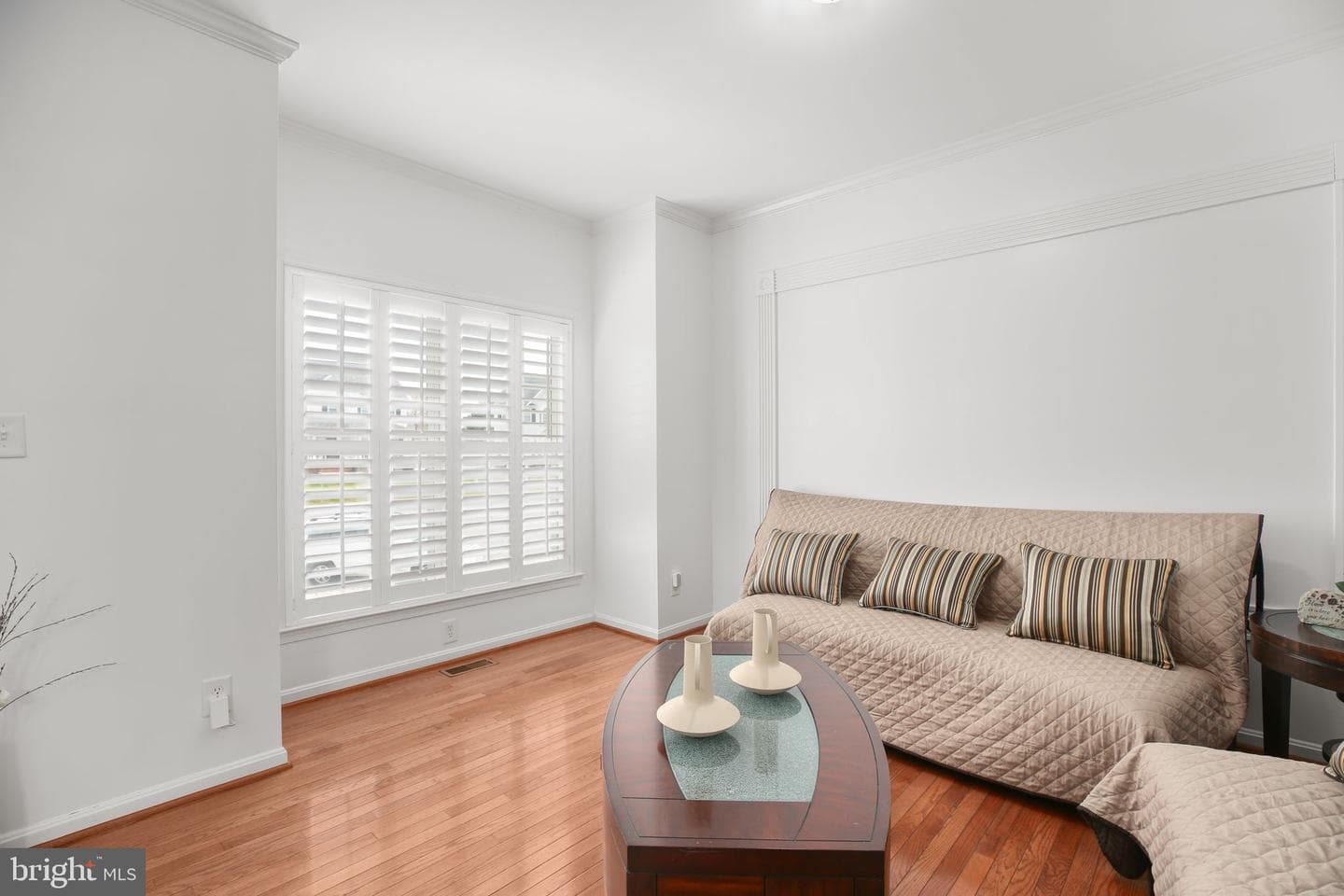 10804 Tides Court photo 5