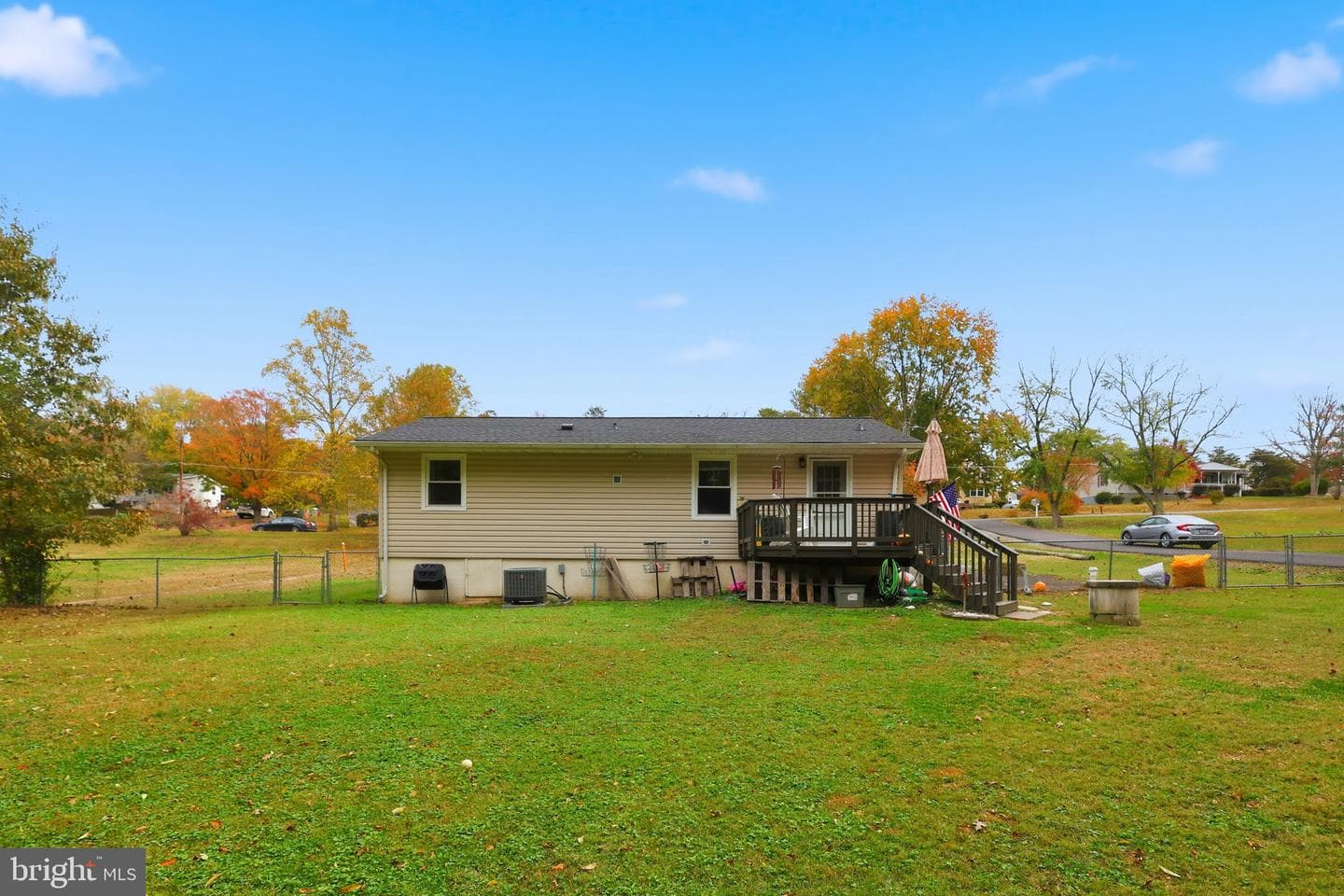 11006 Doe Circle photo 25