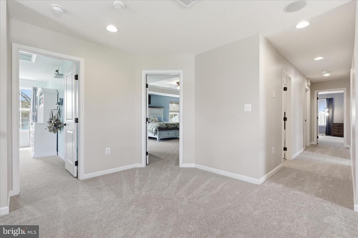 7804 Hermitage Drive photo 29