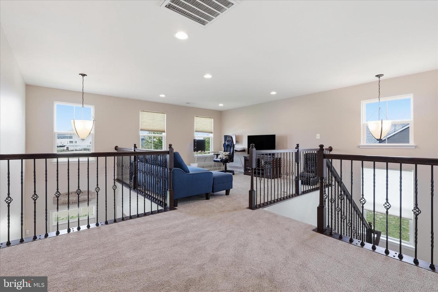 7804 Hermitage Drive photo 30
