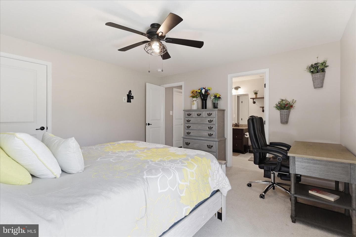 7804 Hermitage Drive photo 63