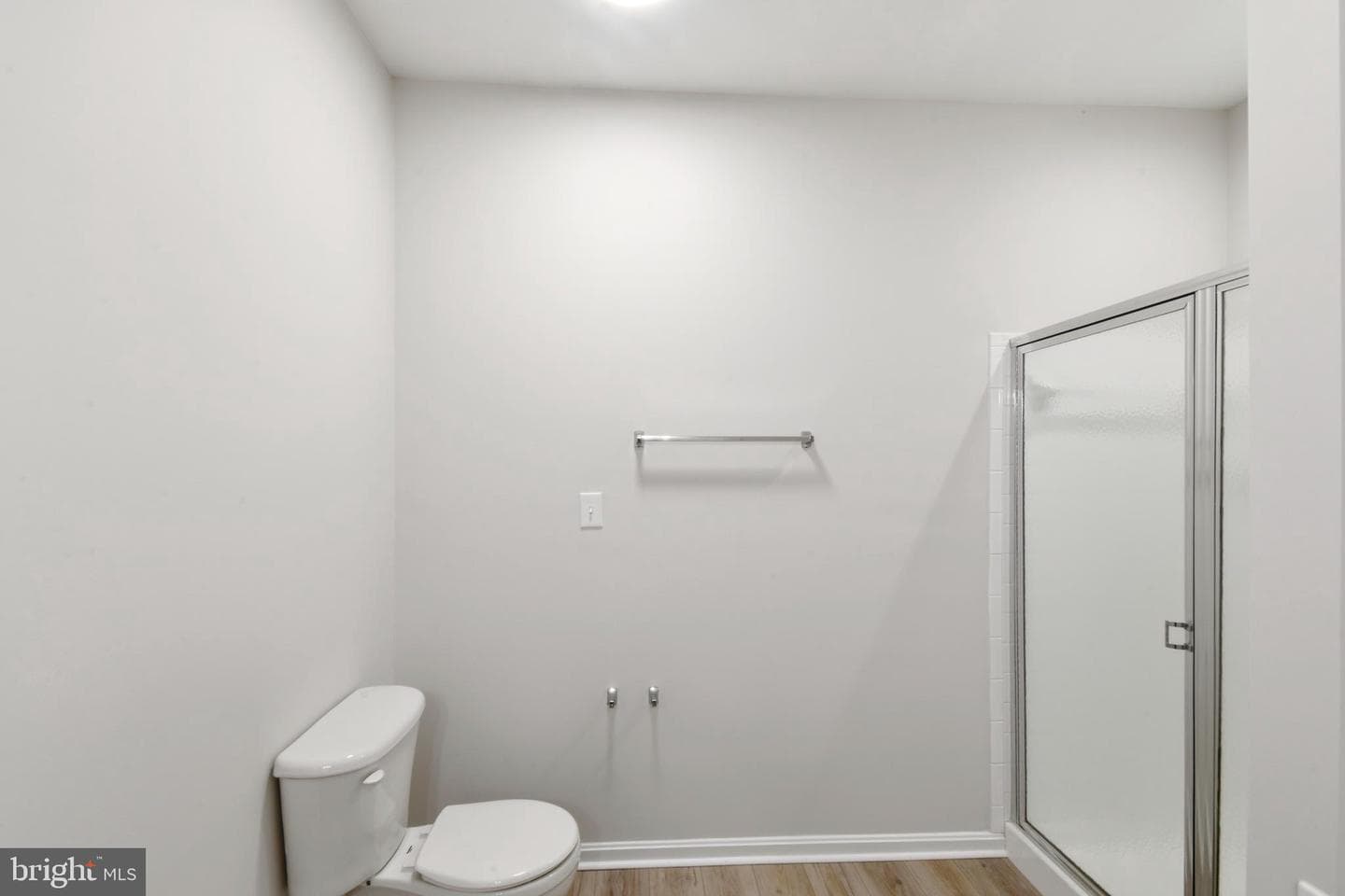 7112 Radford photo 19