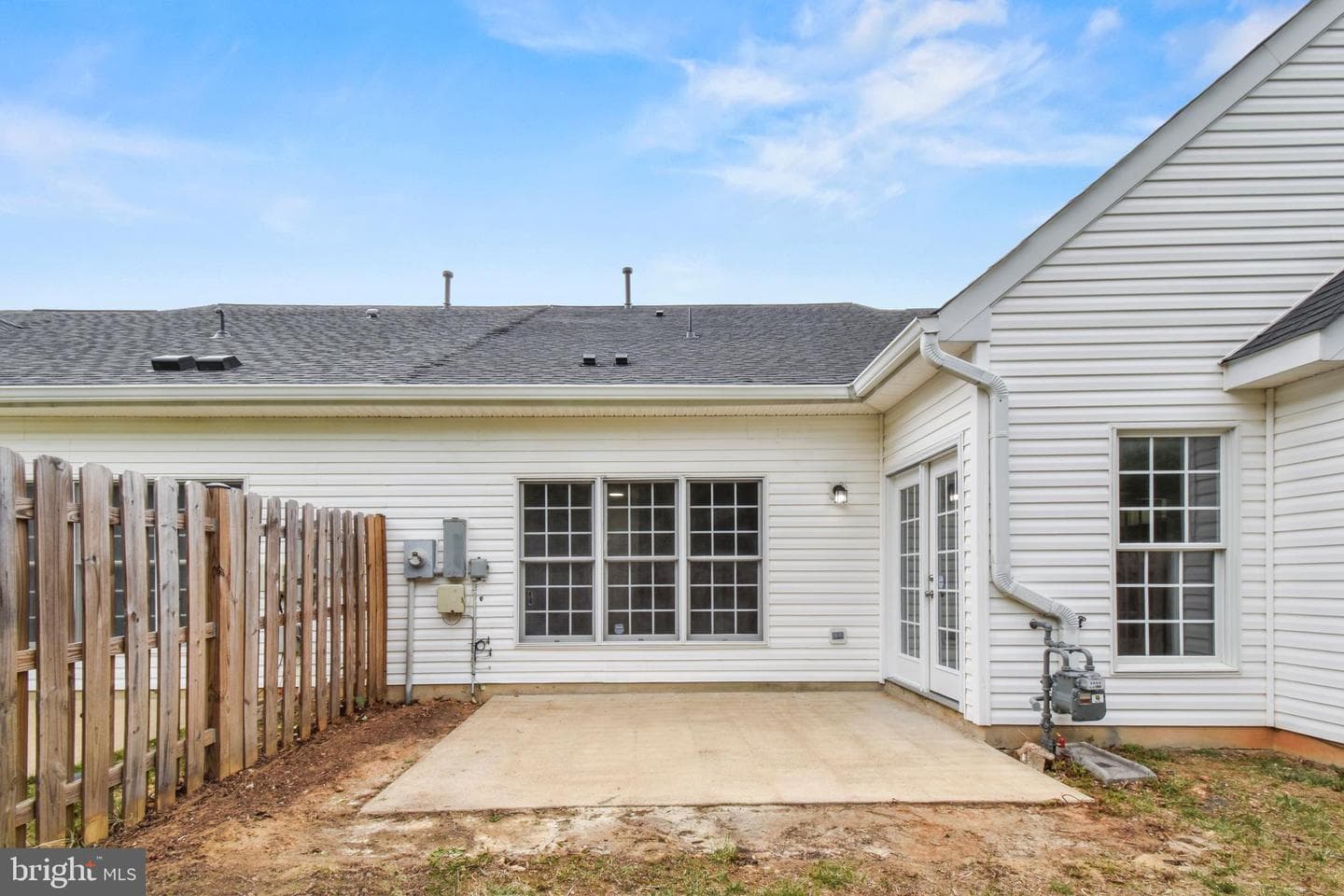 7112 Radford photo 2