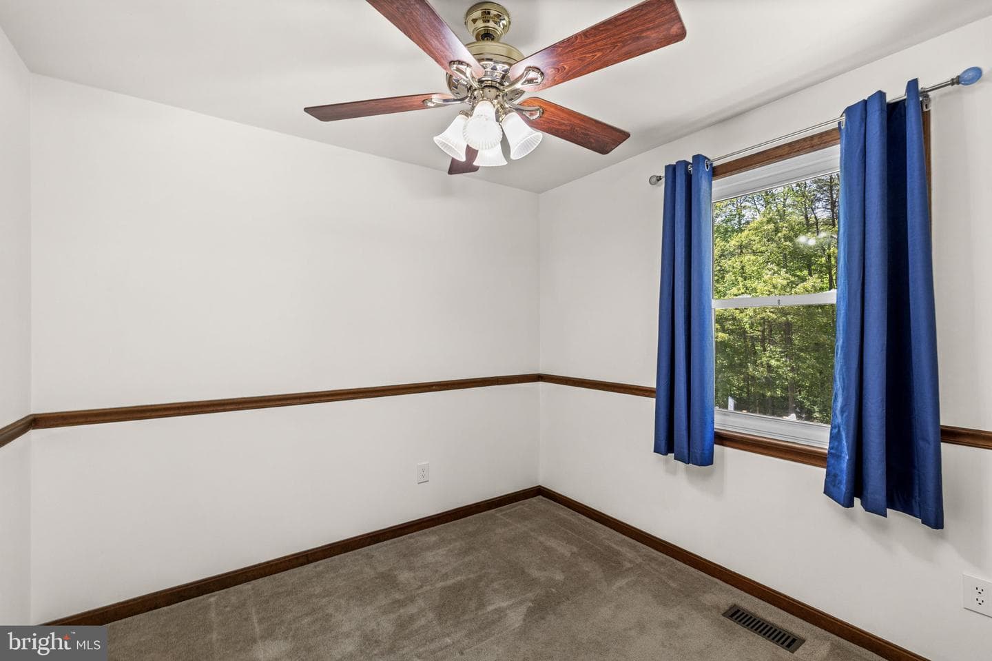 228 Morgan photo 27