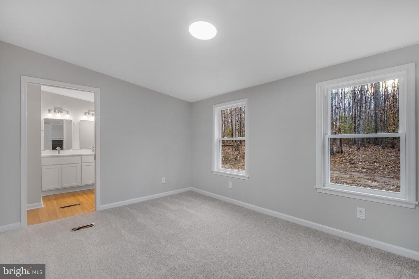 5003 Holly Drive photo 16