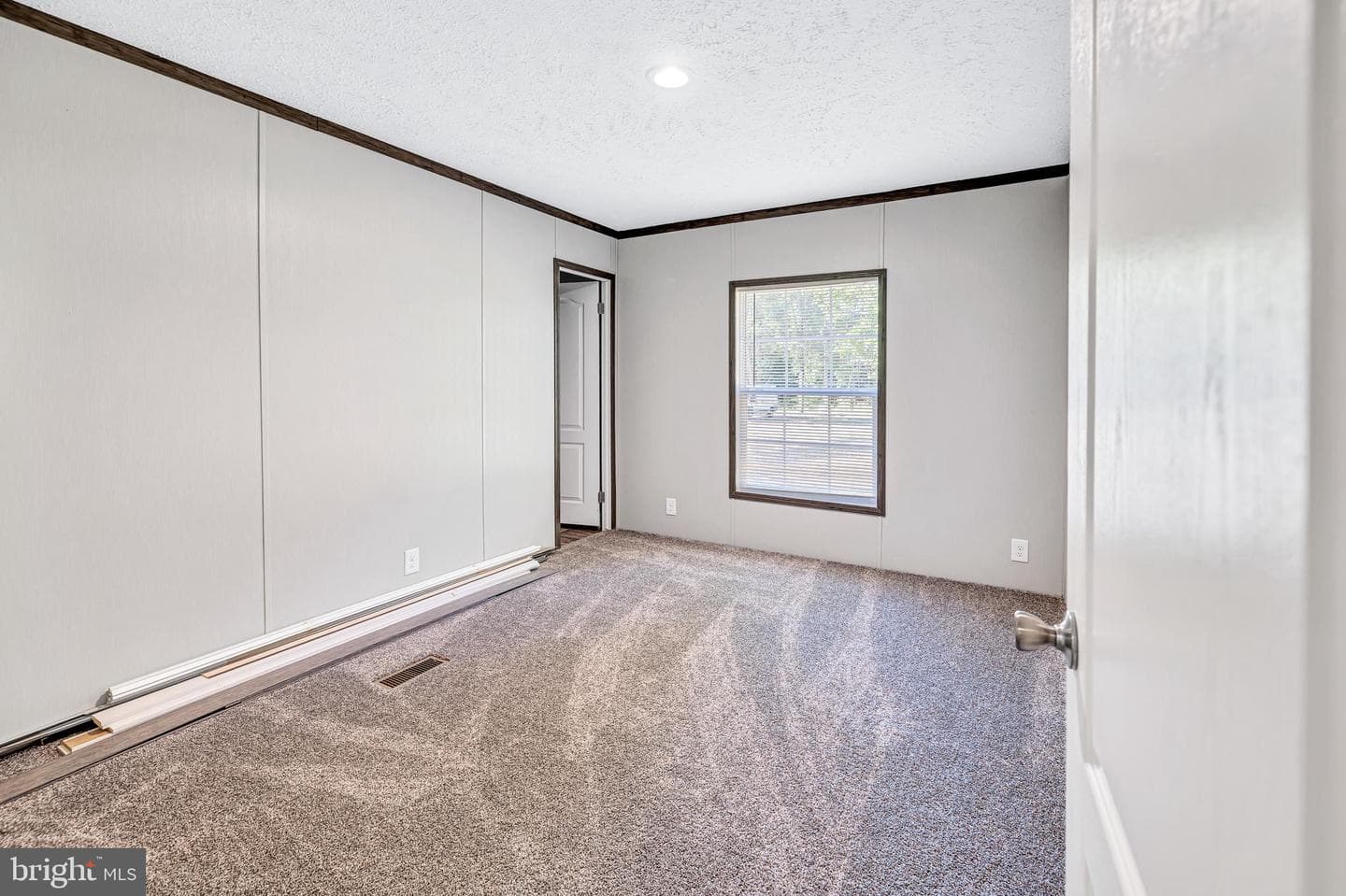 11919 Belfonte Road photo 21