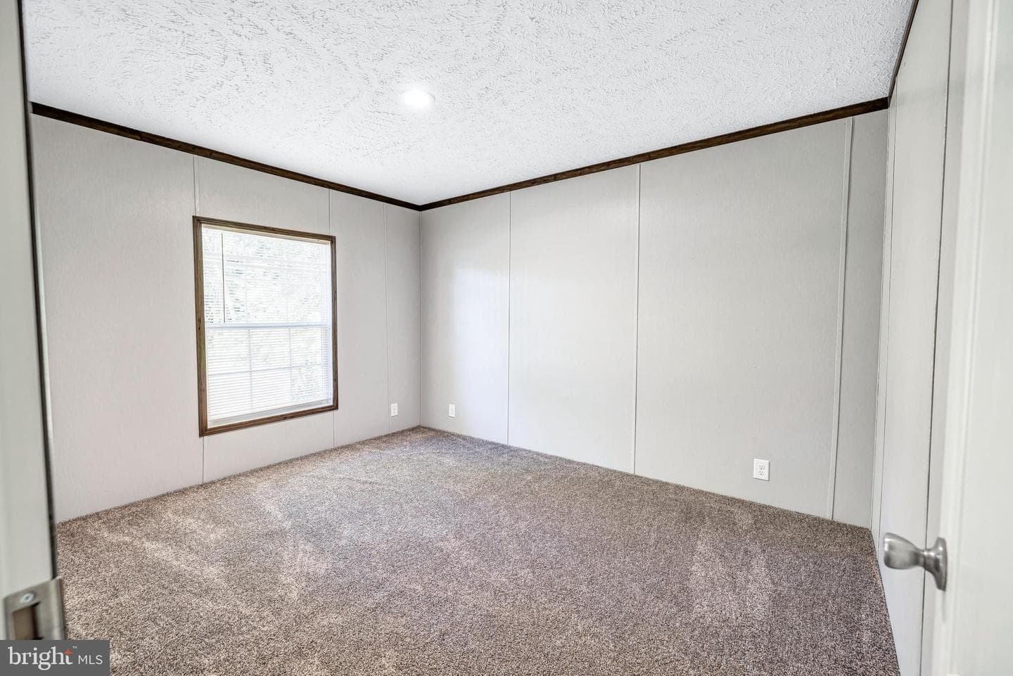 11919 Belfonte Road photo 28
