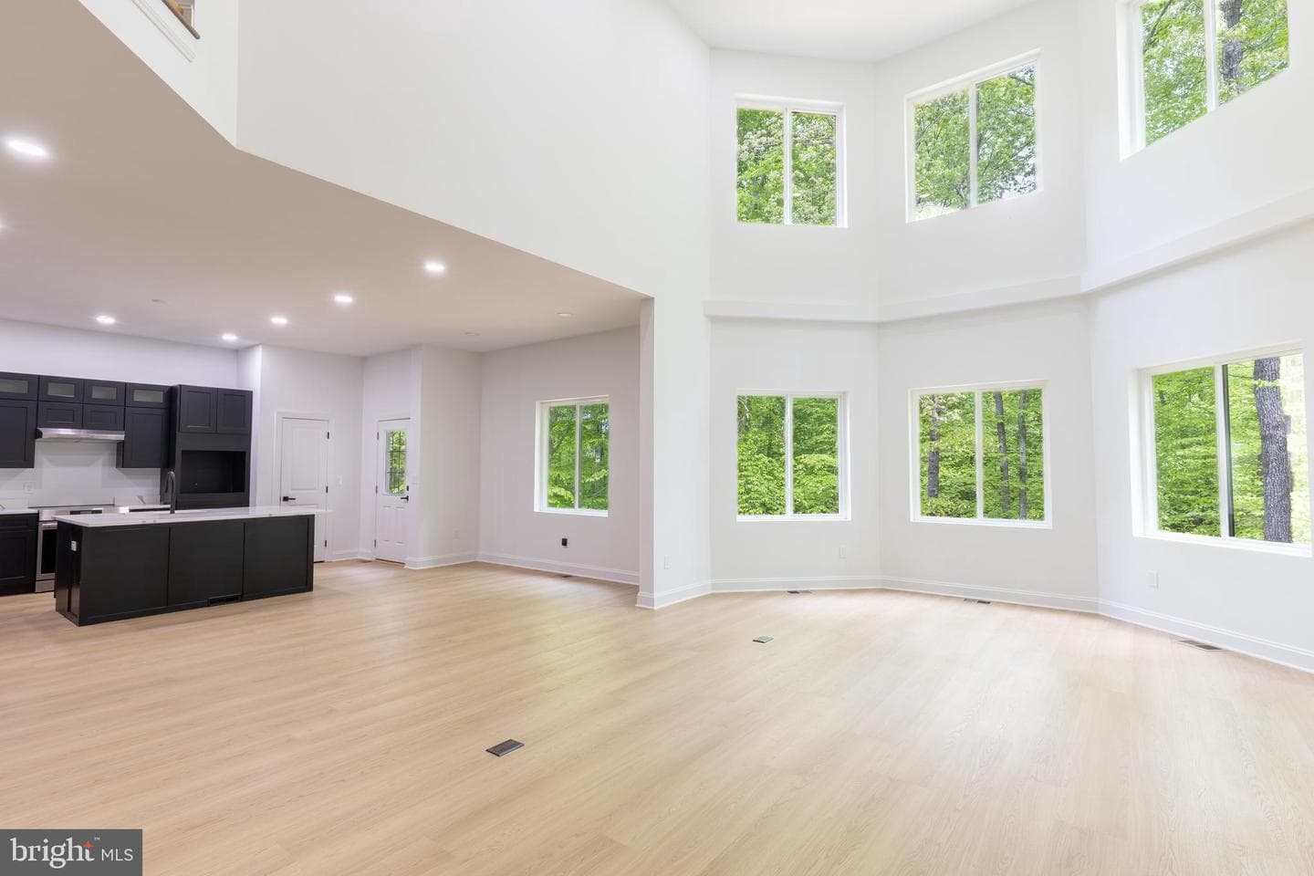 6103 Belmont Road photo 8