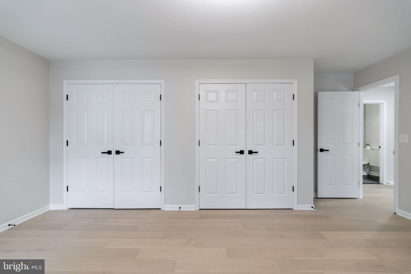 7905 E E Robert E Lee Court photo 28