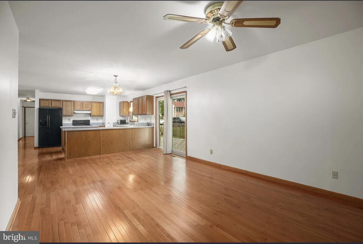 619 Shamrock Drive photo 16