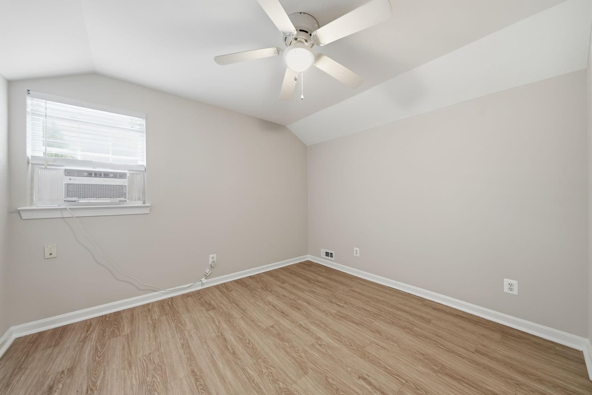 5425 S Branch Road photo 28