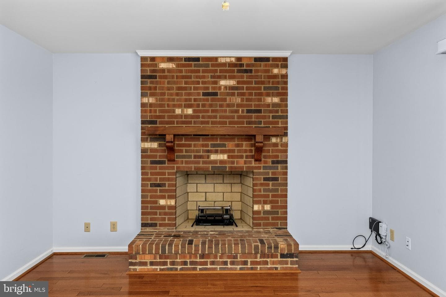 4512 Rebecca Road photo 27