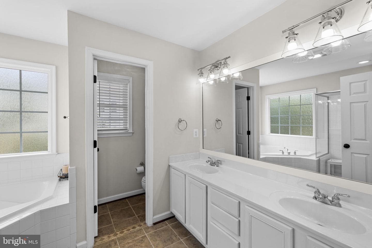 10307 Antietam Court photo 32