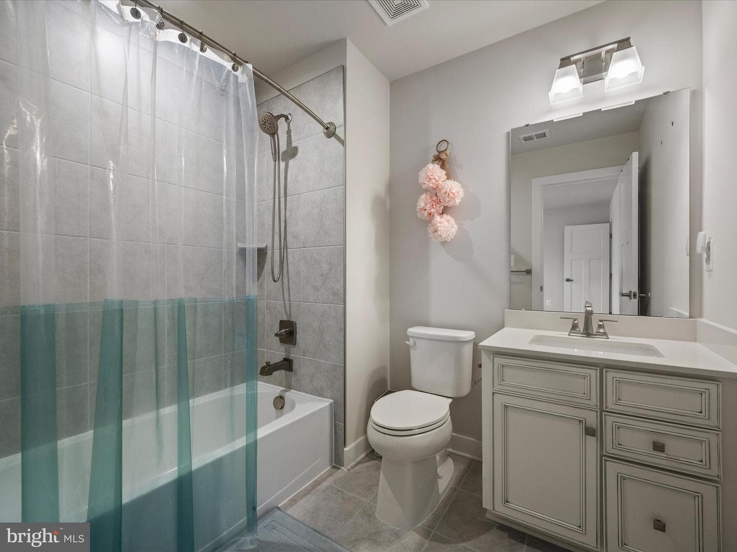 11710 Southview Court photo 38