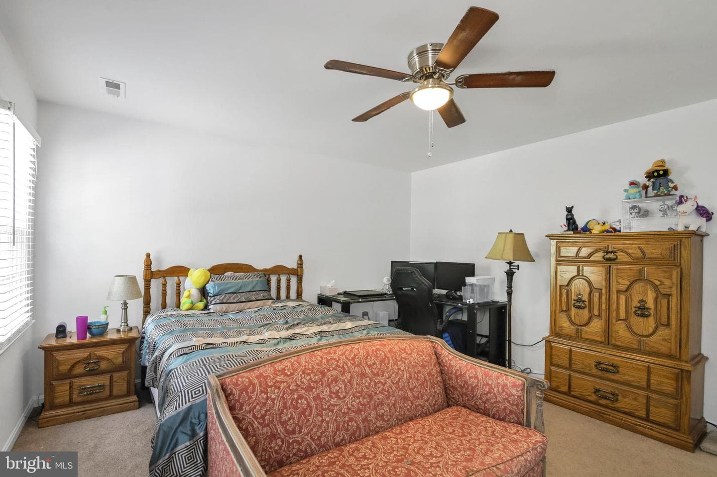 4405 Caven Court N photo 12