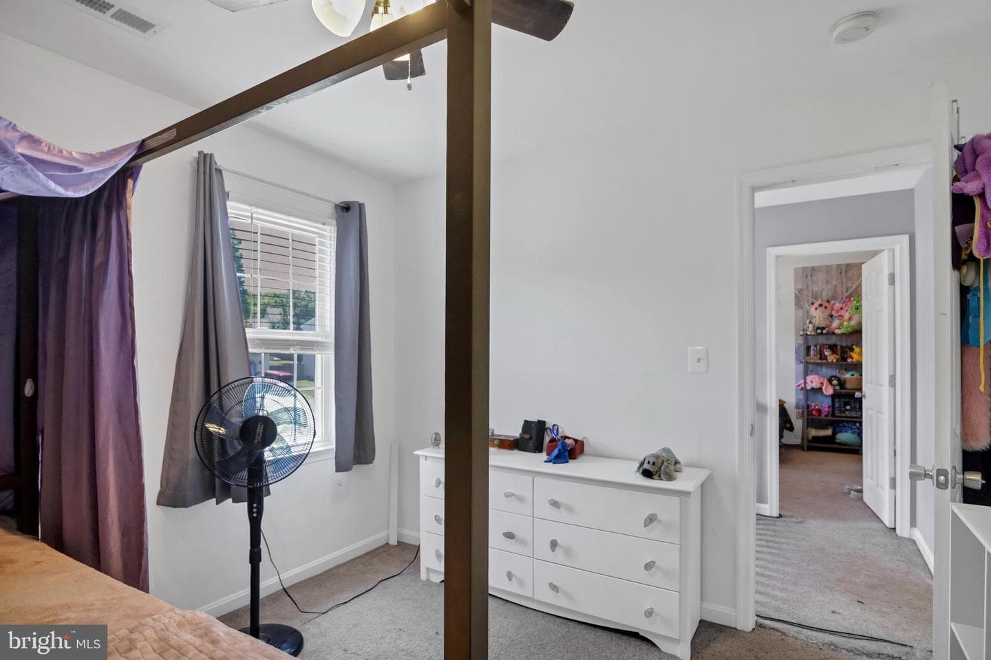 4405 Caven Court N photo 18