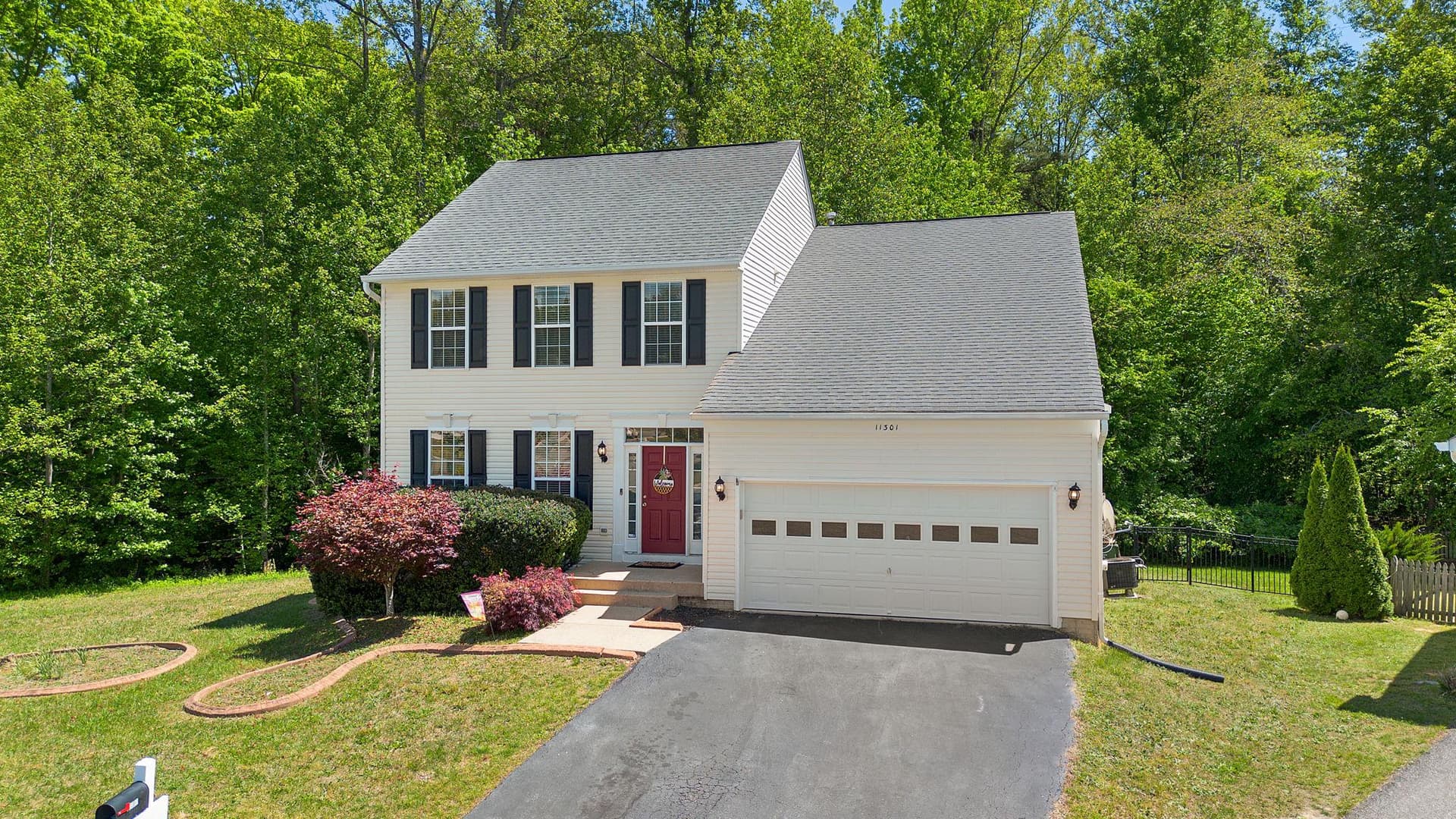 11301 Currituck Court photo 3