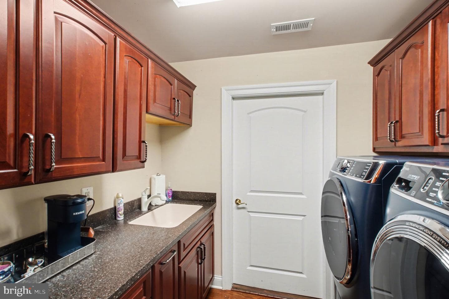 6223 Autumn Leaf Drive photo 23