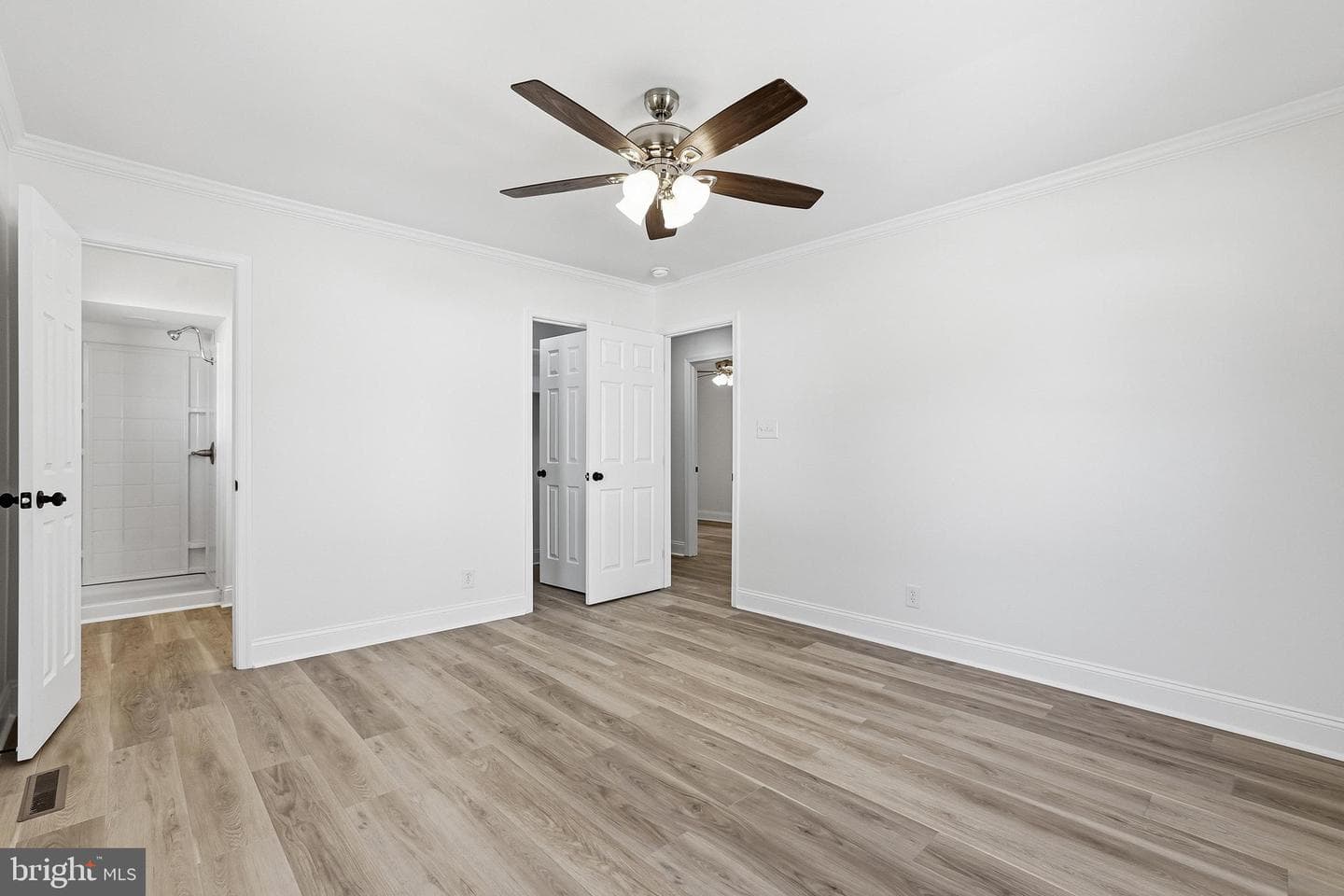 310 Sycamore Drive photo 15
