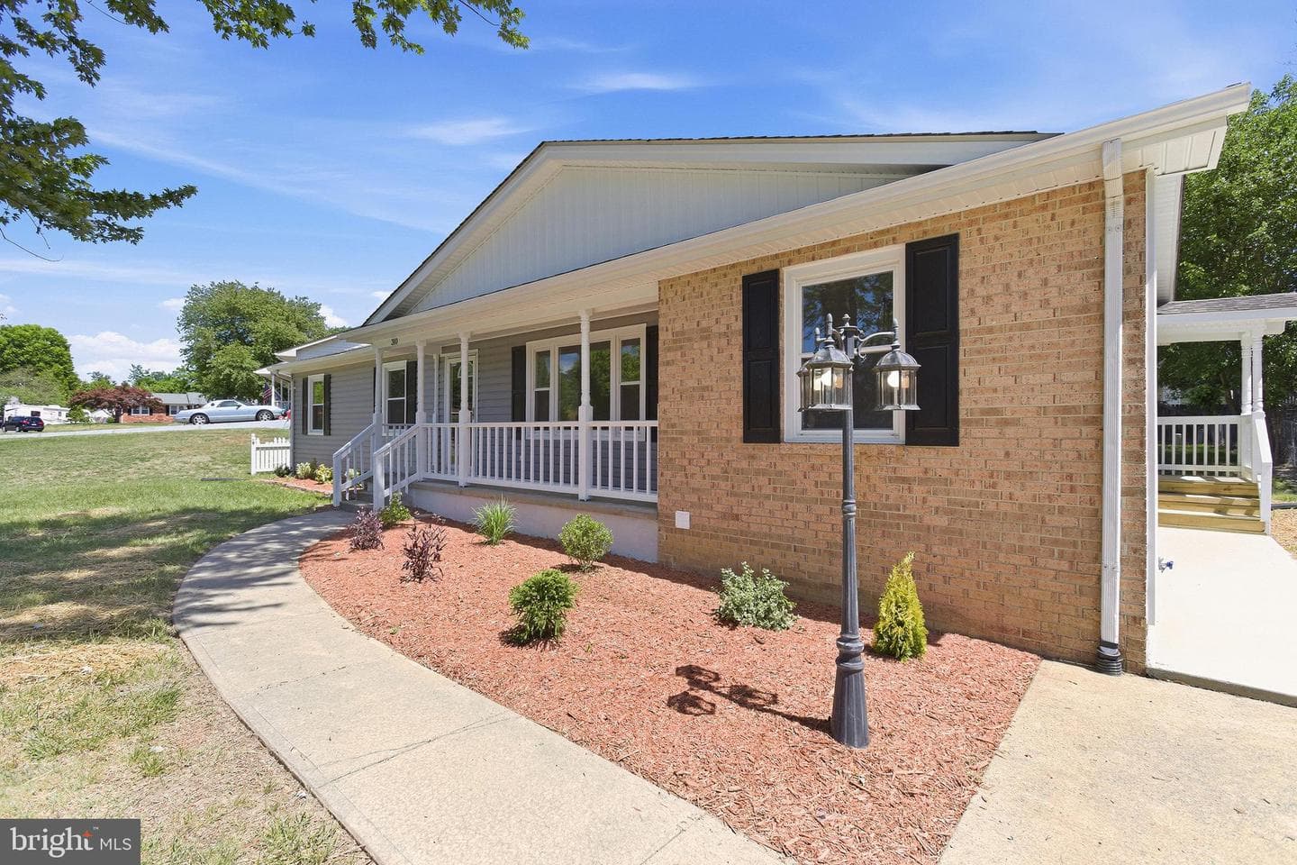 310 Sycamore Drive photo 35