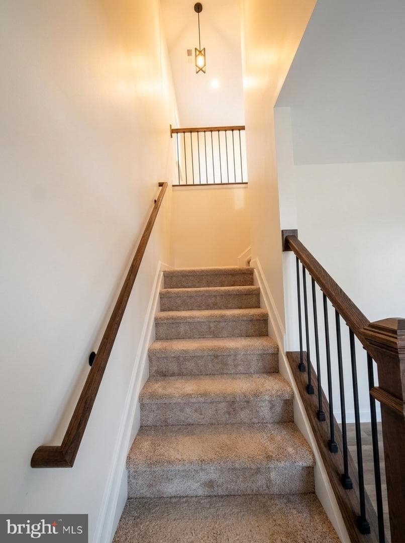 10605 Benchmark Road photo 11