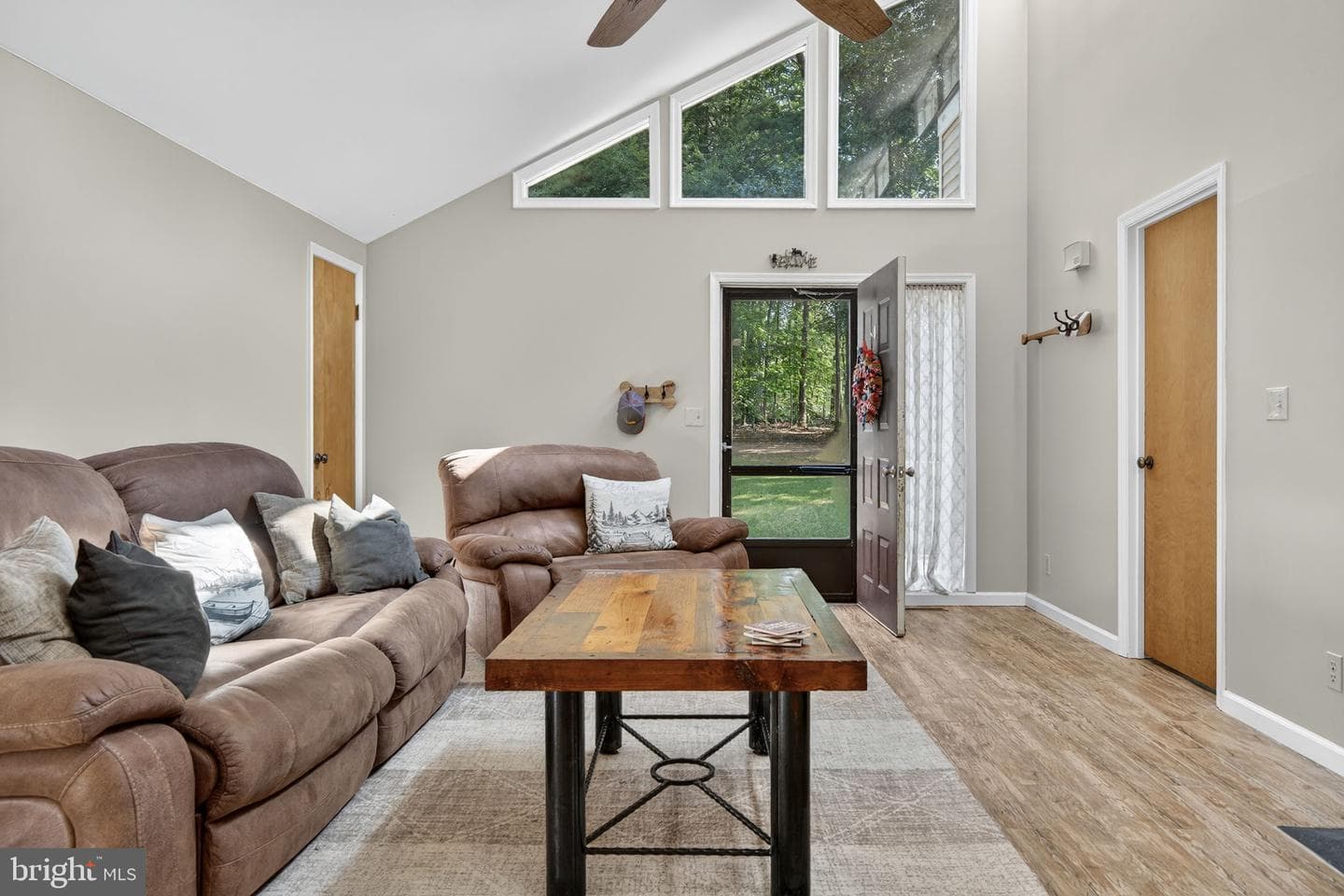 3937 Breaknock Road photo 38