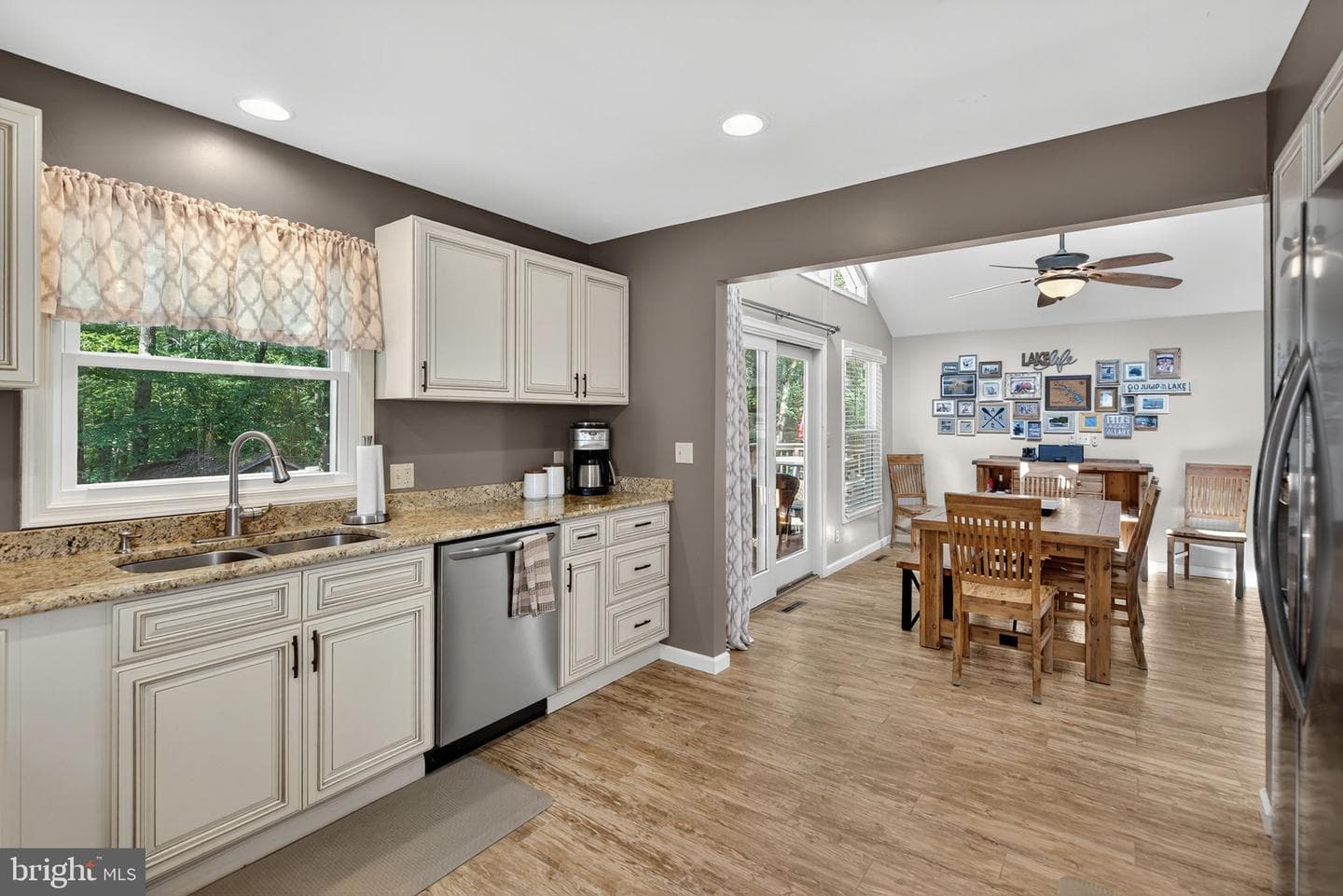 3937 Breaknock Road photo 47