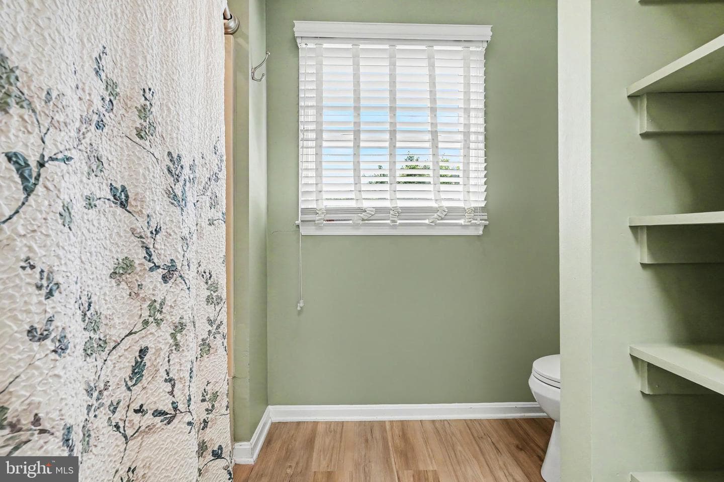 11218 Beauclaire Boulevard photo 16