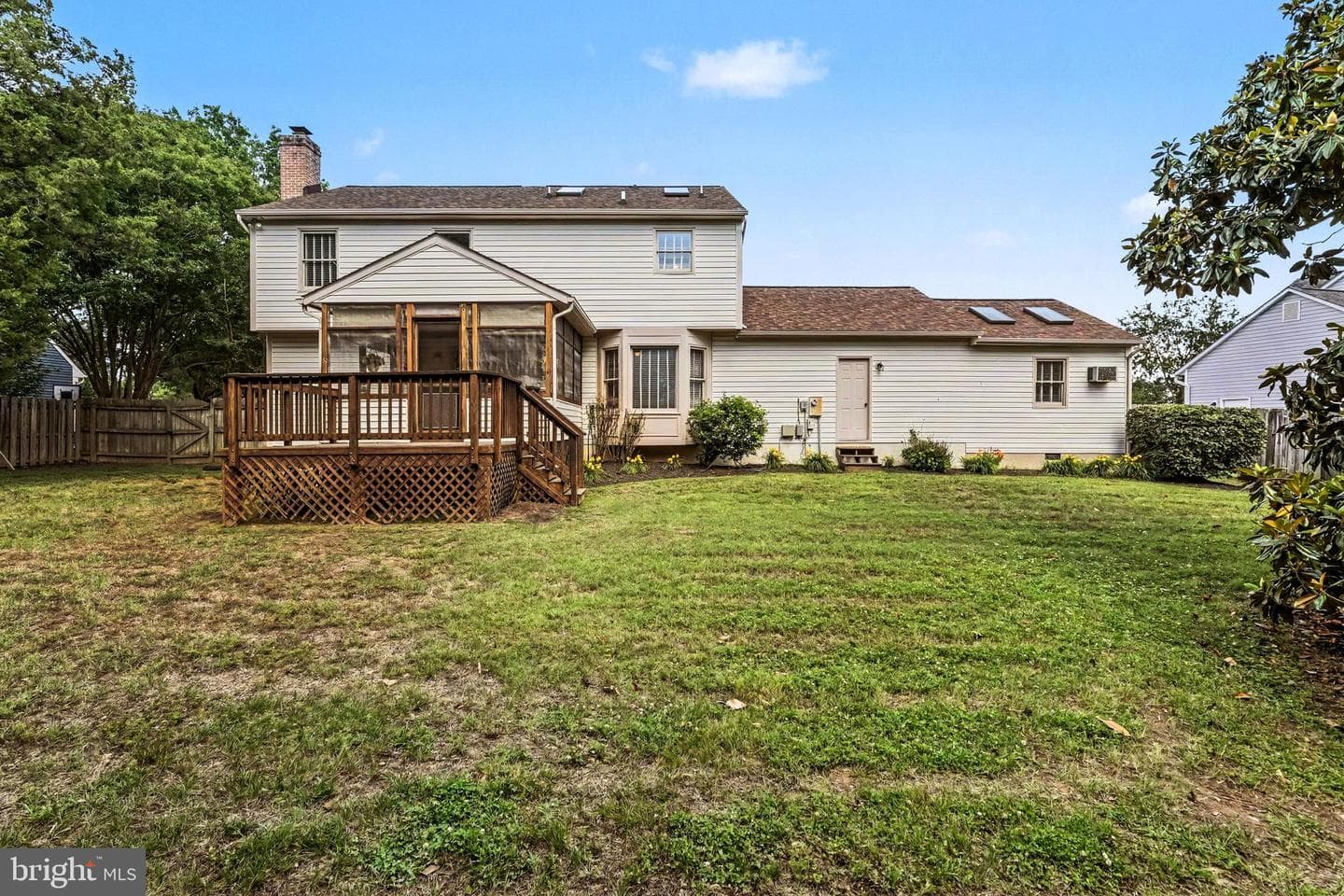 11218 Beauclaire Boulevard photo 22
