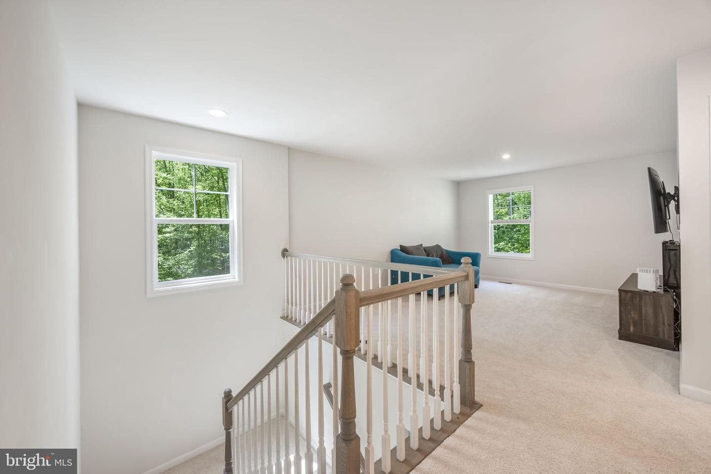 8028 Ashford Drive photo 18