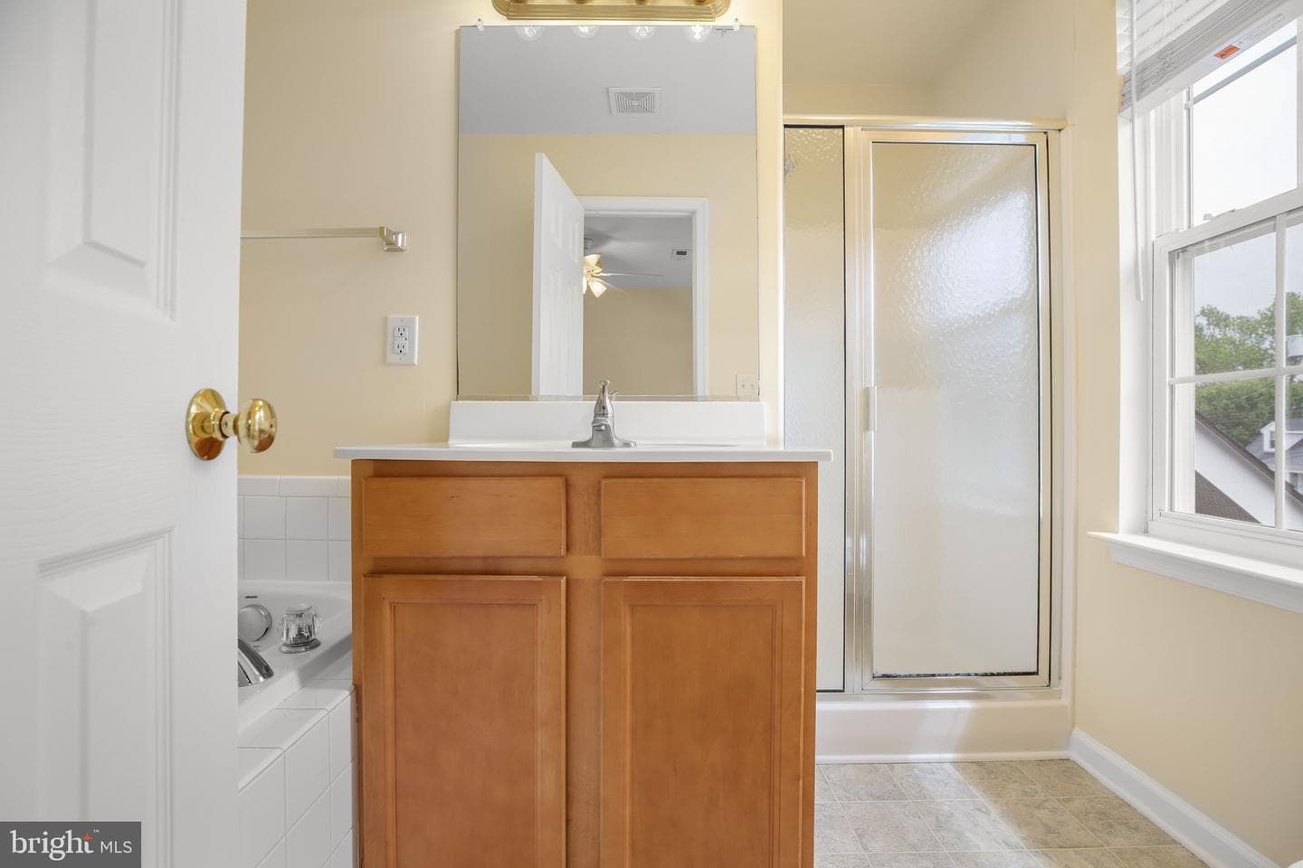 110 Mosby Street photo 25