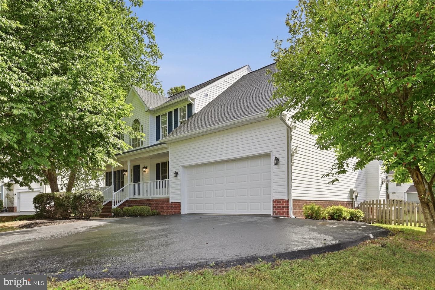 10403 Colechester Street photo 2