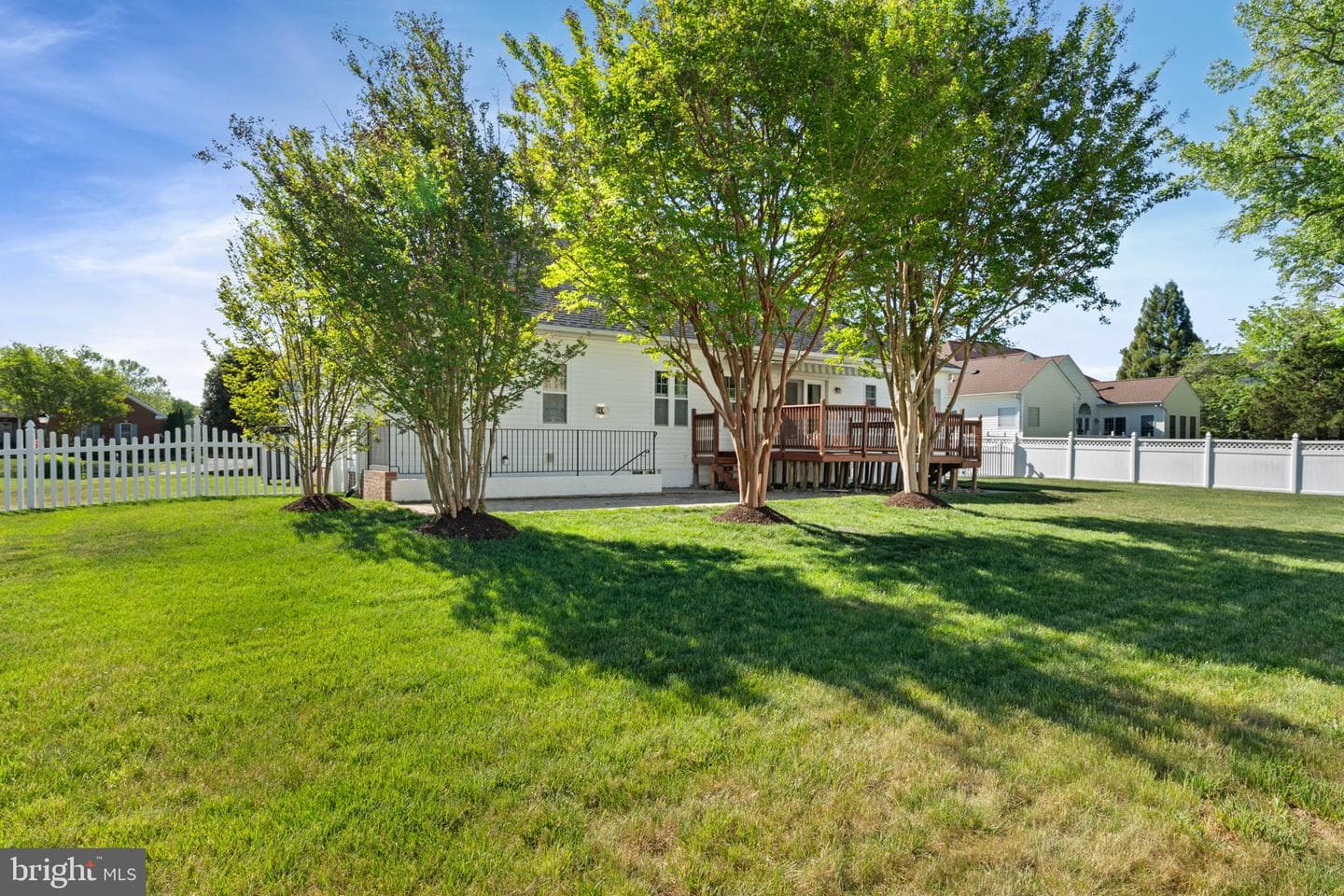 2707 Glendas Way photo 43