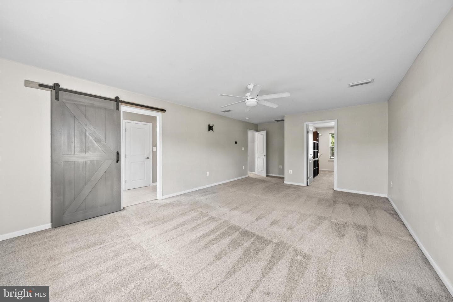 8525 Sylvannah Drive photo 28