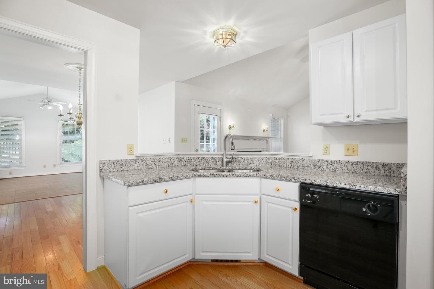 105 Brooke Drive photo 17