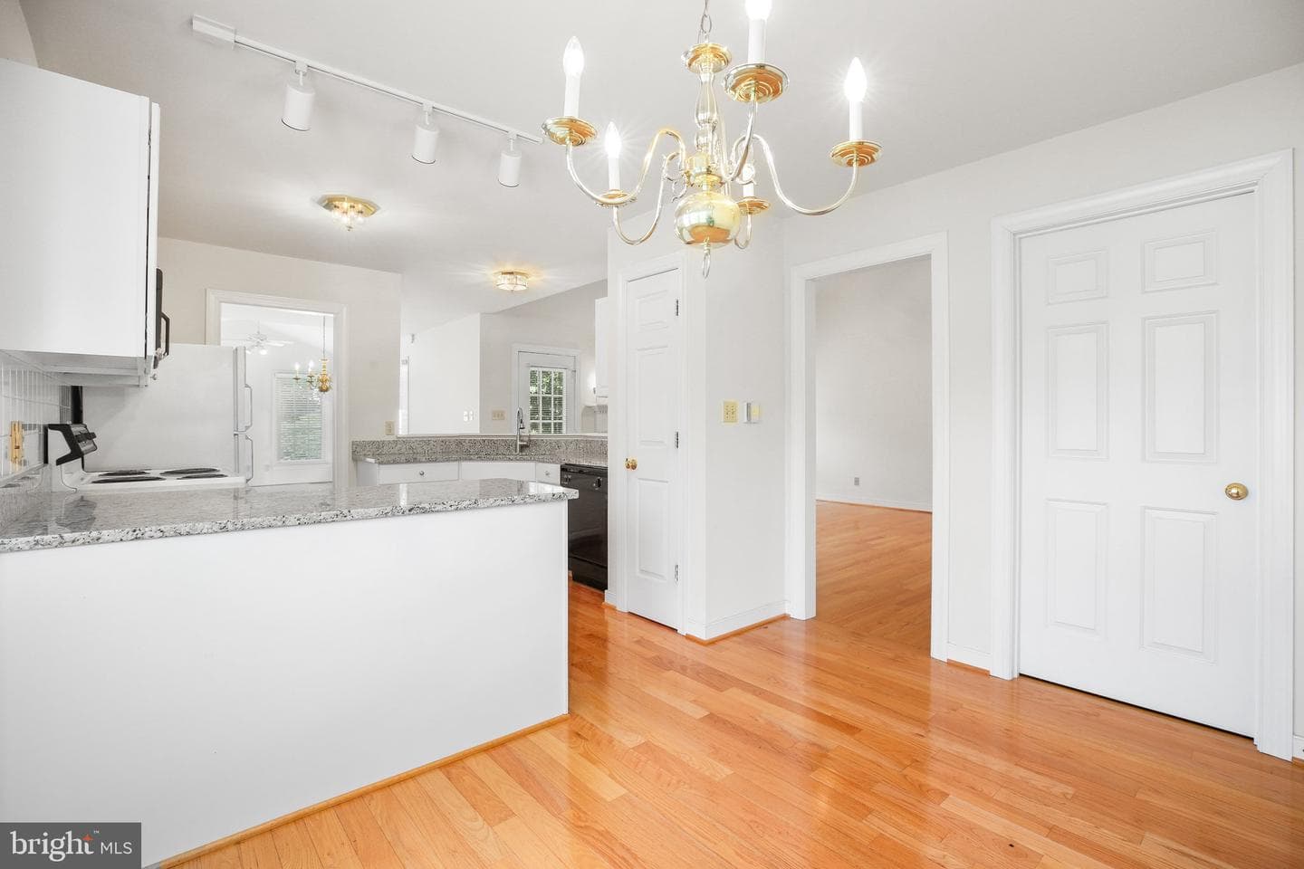 105 Brooke Drive photo 21