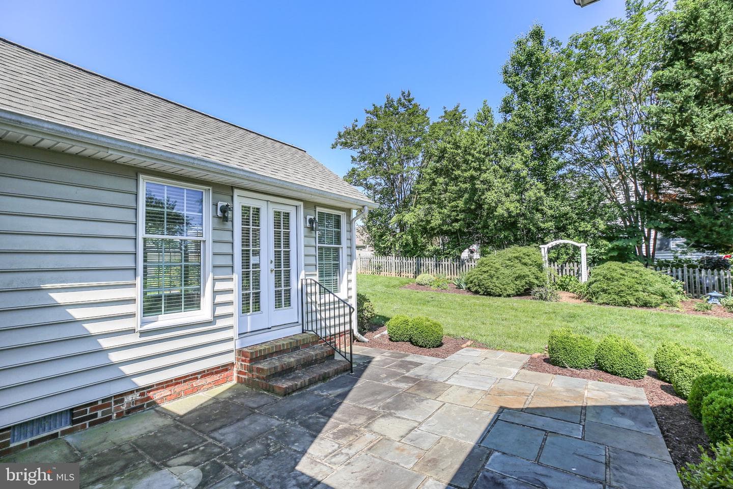 105 Brooke Drive photo 37