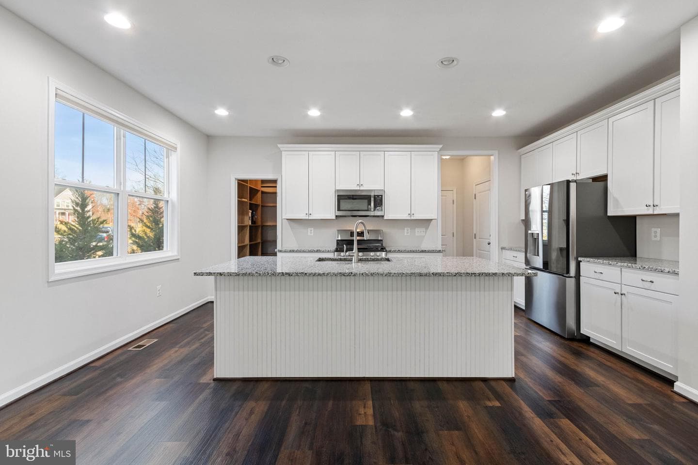 10602 Springvale Lane photo 3