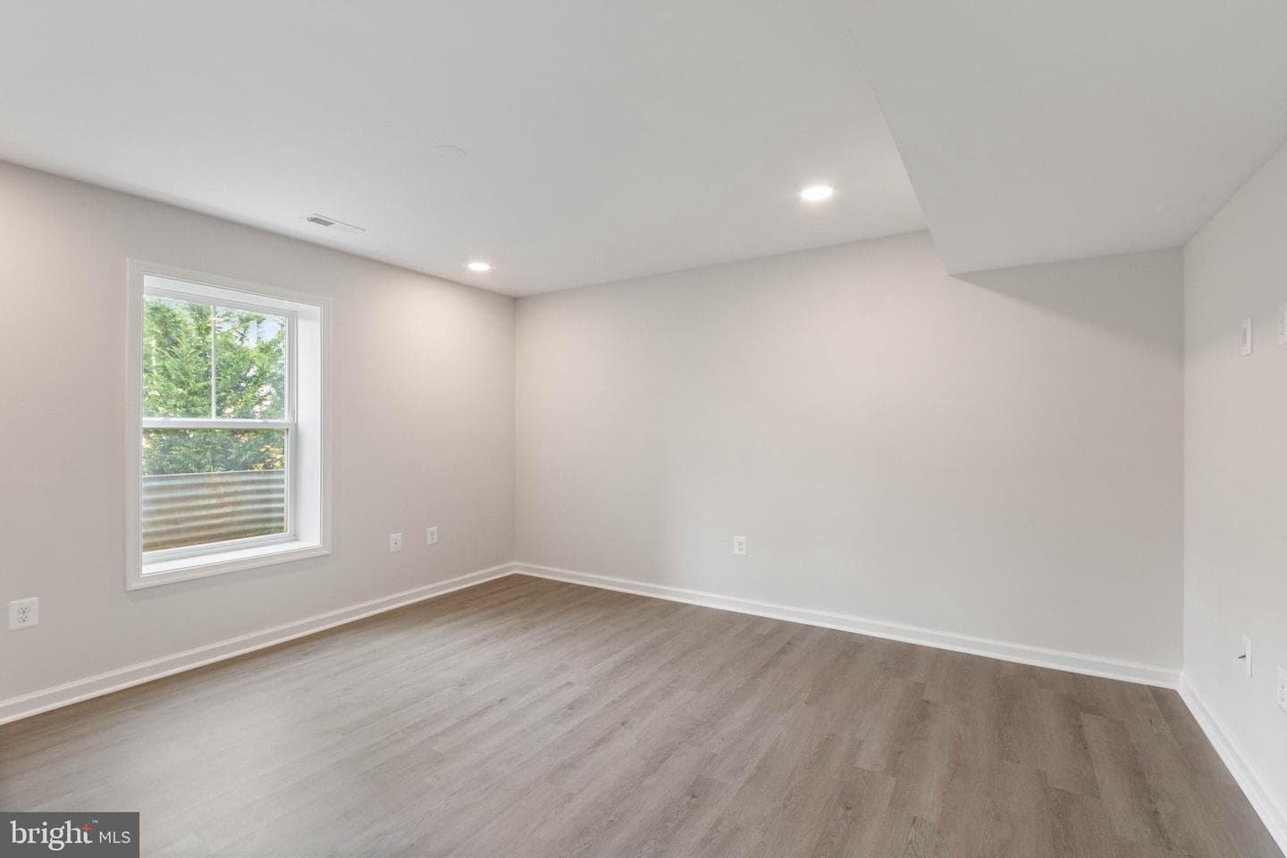 10602 Springvale Lane photo 57