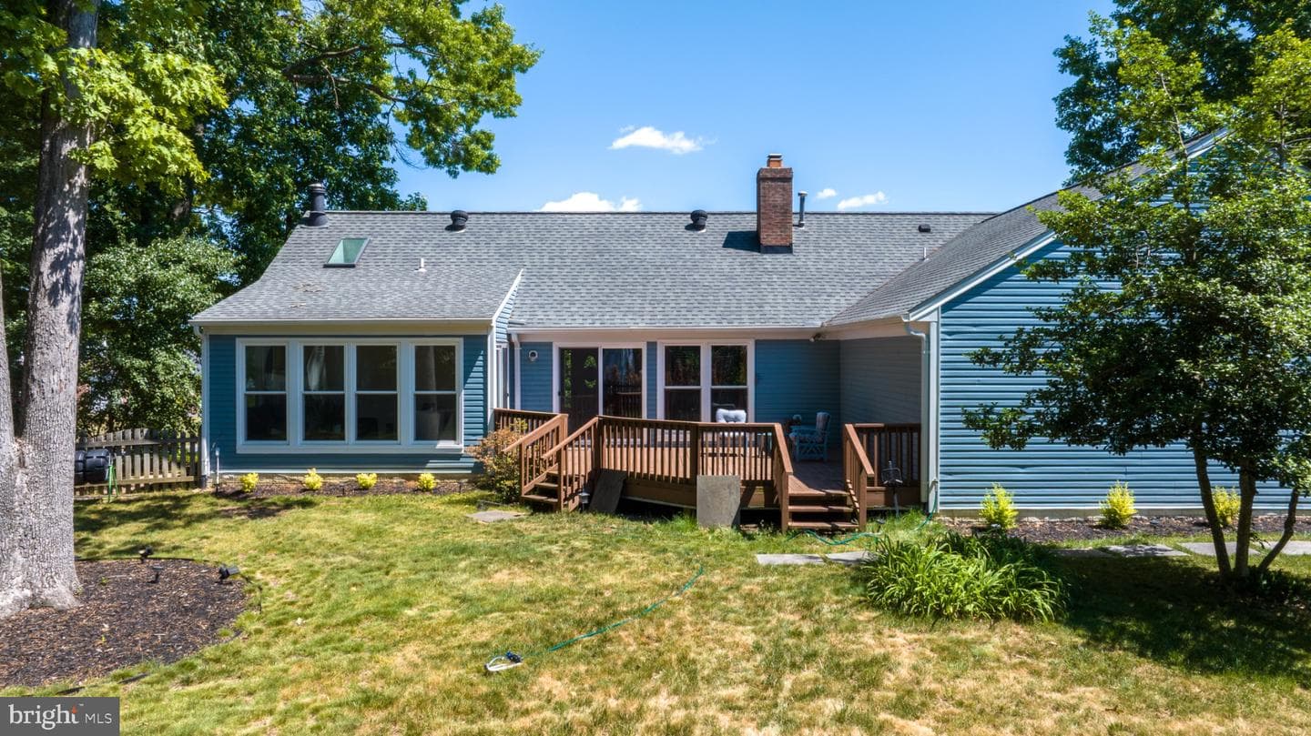4810 Queensbury Circle photo 41