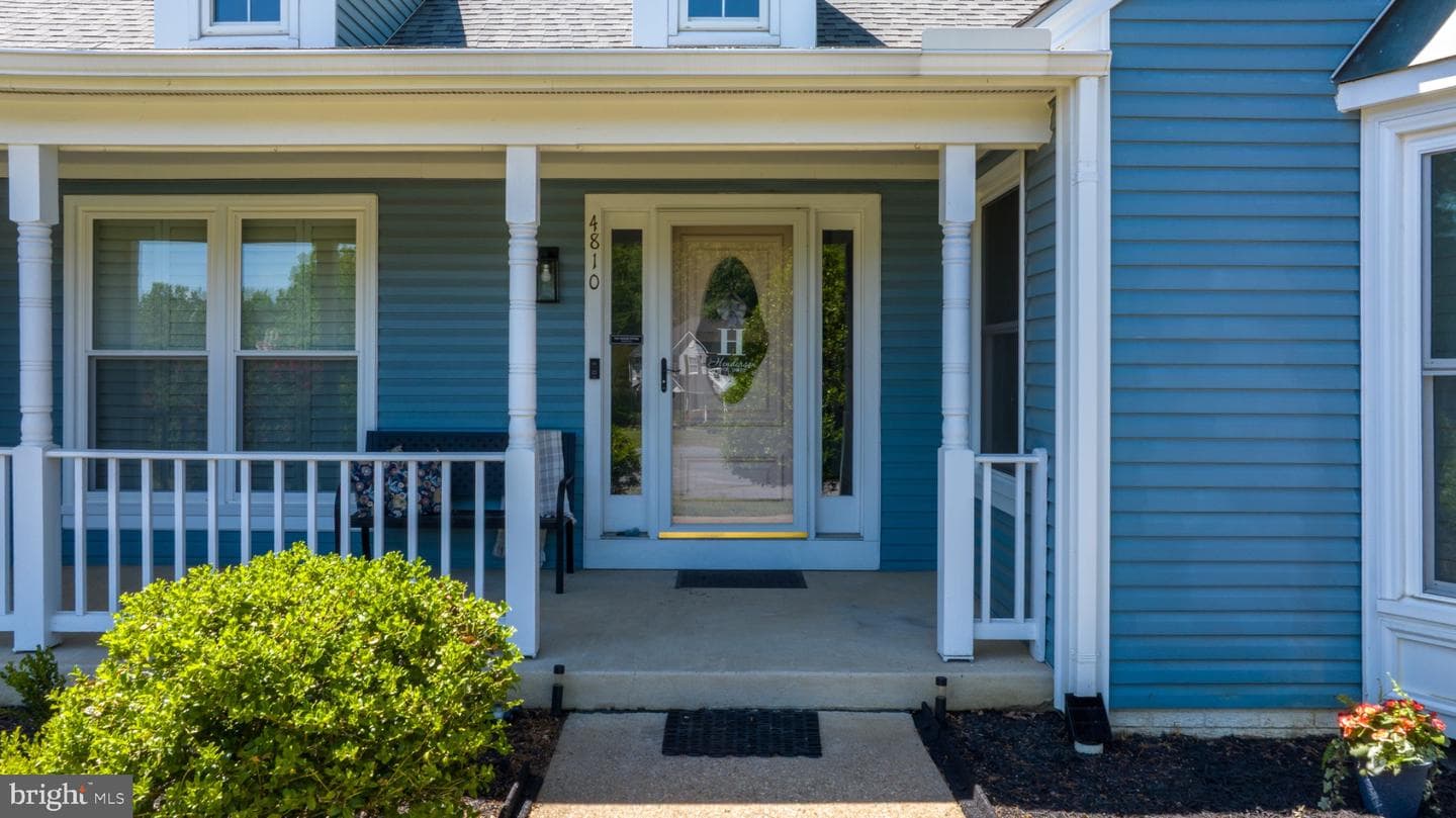 4810 Queensbury Circle photo 46