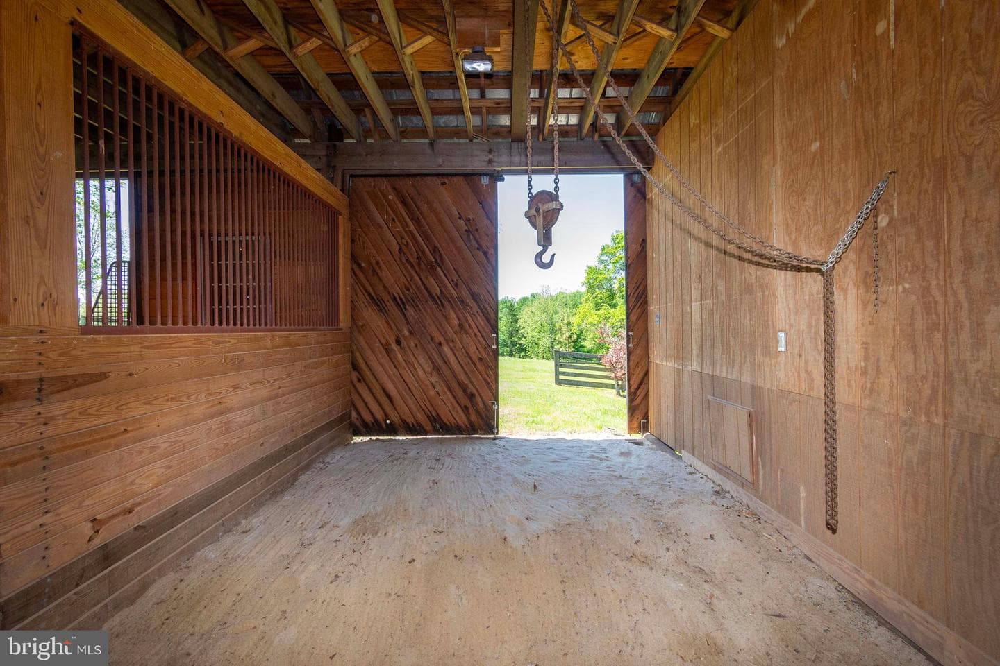 10813 Millridge Lane photo 34