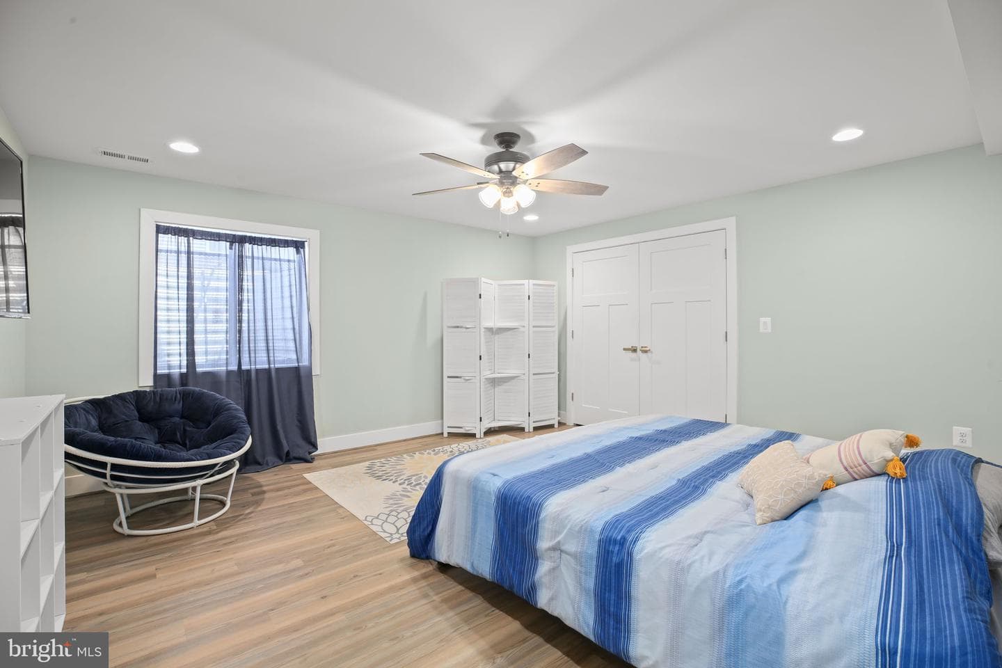 7401 Brentford Terrace photo 28