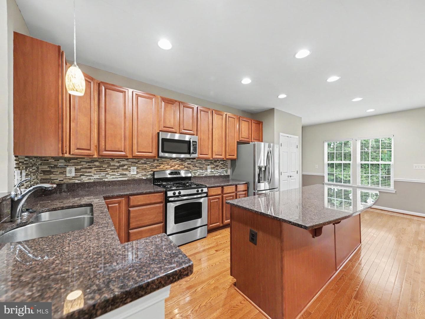 4643 Alliance Way photo 15