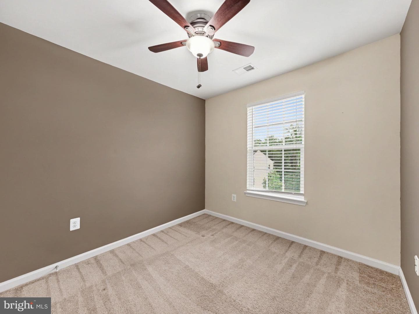 4643 Alliance Way photo 26