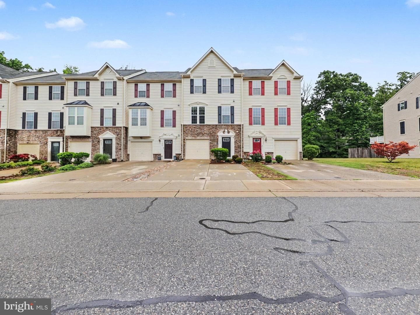 4643 Alliance Way photo 32