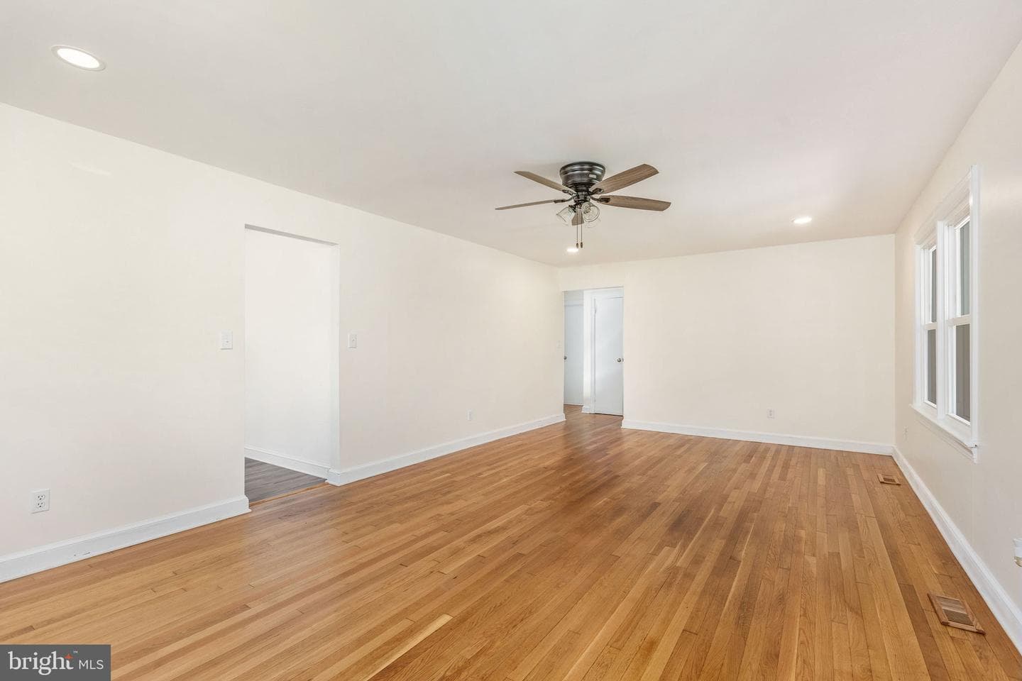 8128 Belmont Road photo 11