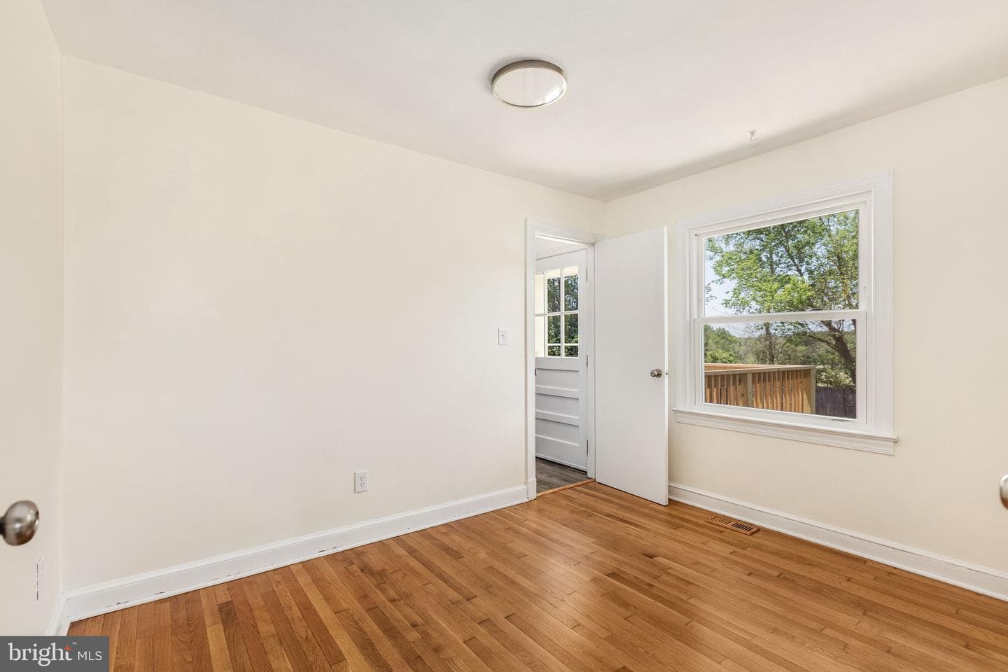 8128 Belmont Road photo 15