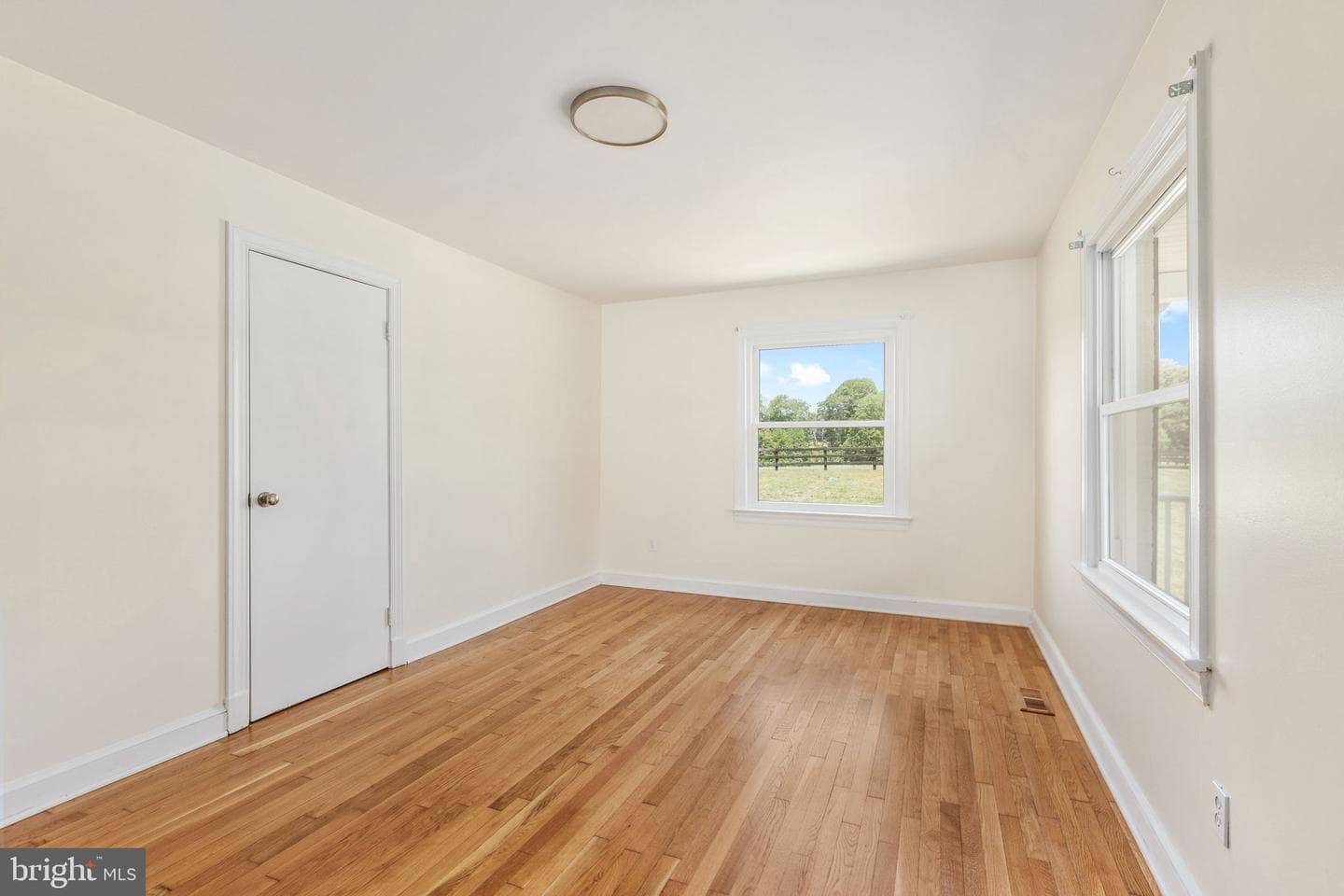 8128 Belmont Road photo 19