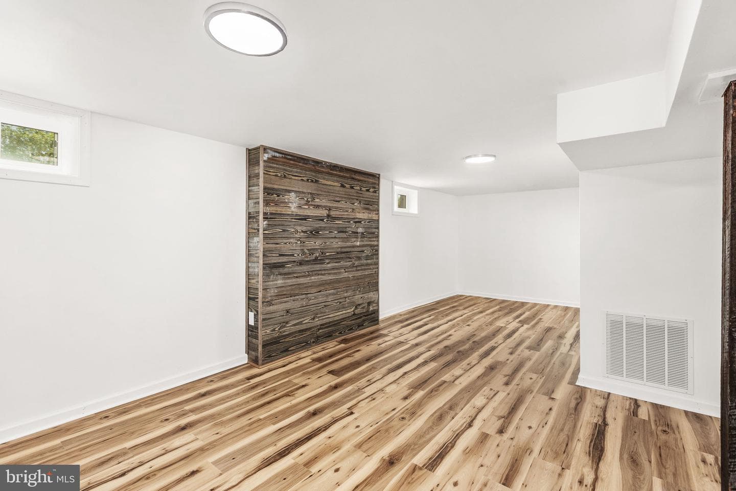 8128 Belmont Road photo 21